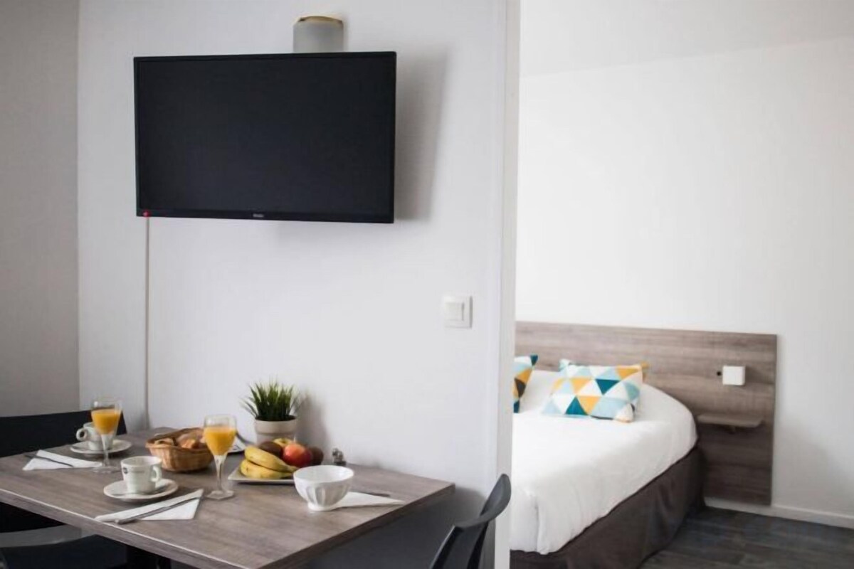 Cortinas opacas y sistema de insonorización
