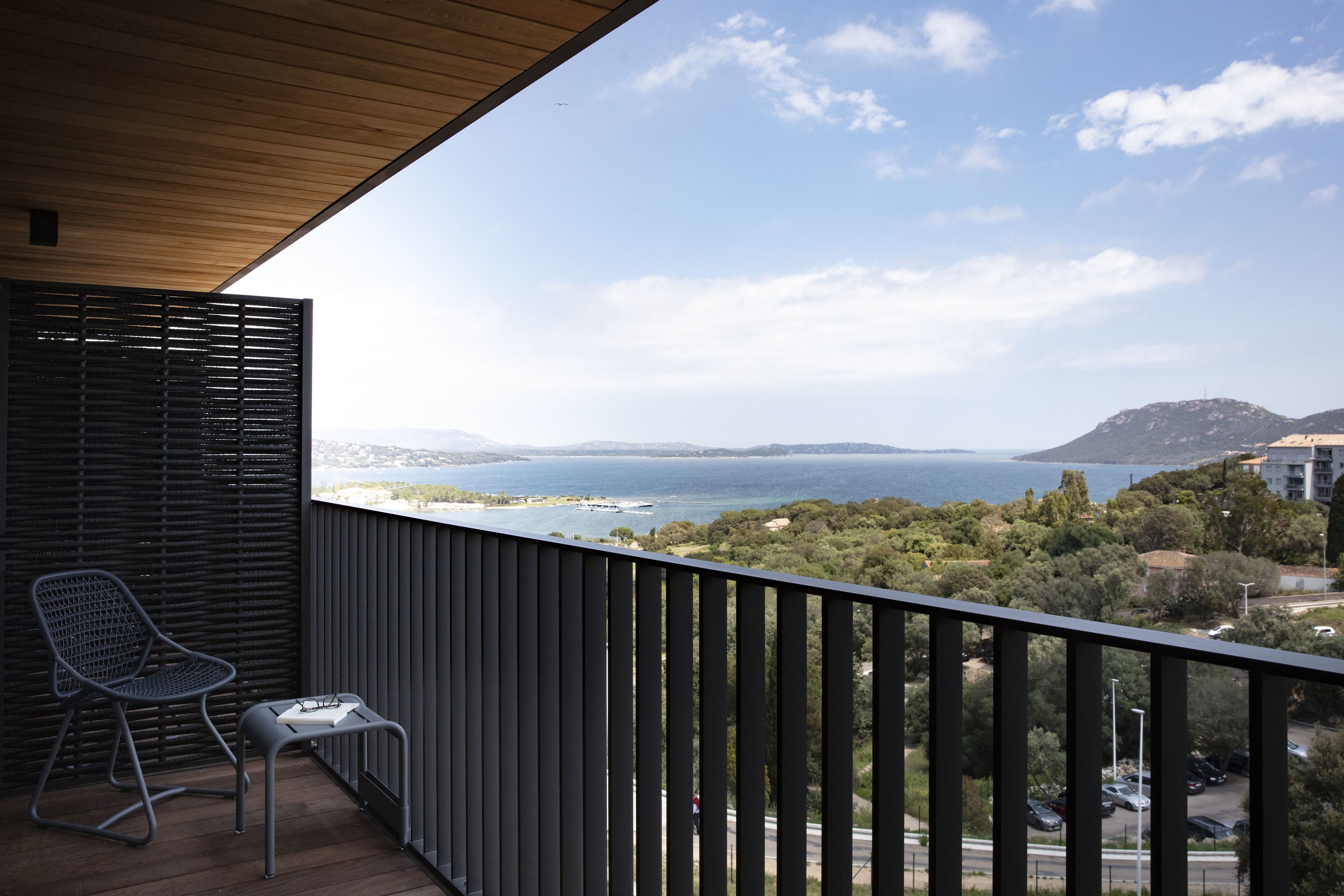 Deluxe Room, 1 Queen Bed, Balcony, Sea View | Balcony view