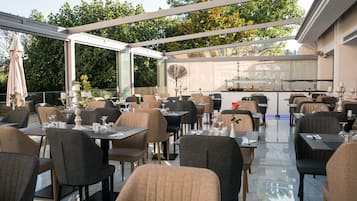 Gratis morgenmadsbuffet hver dag