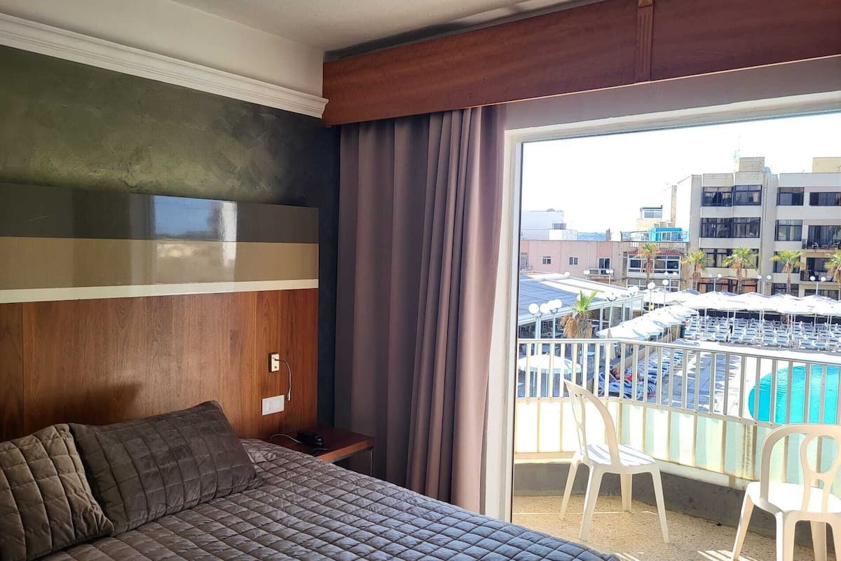 In-room safe, desk, blackout curtains, iron/ironing board