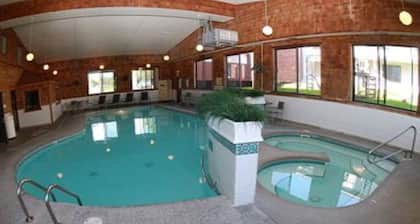 St. Ignace Budget Host Inn