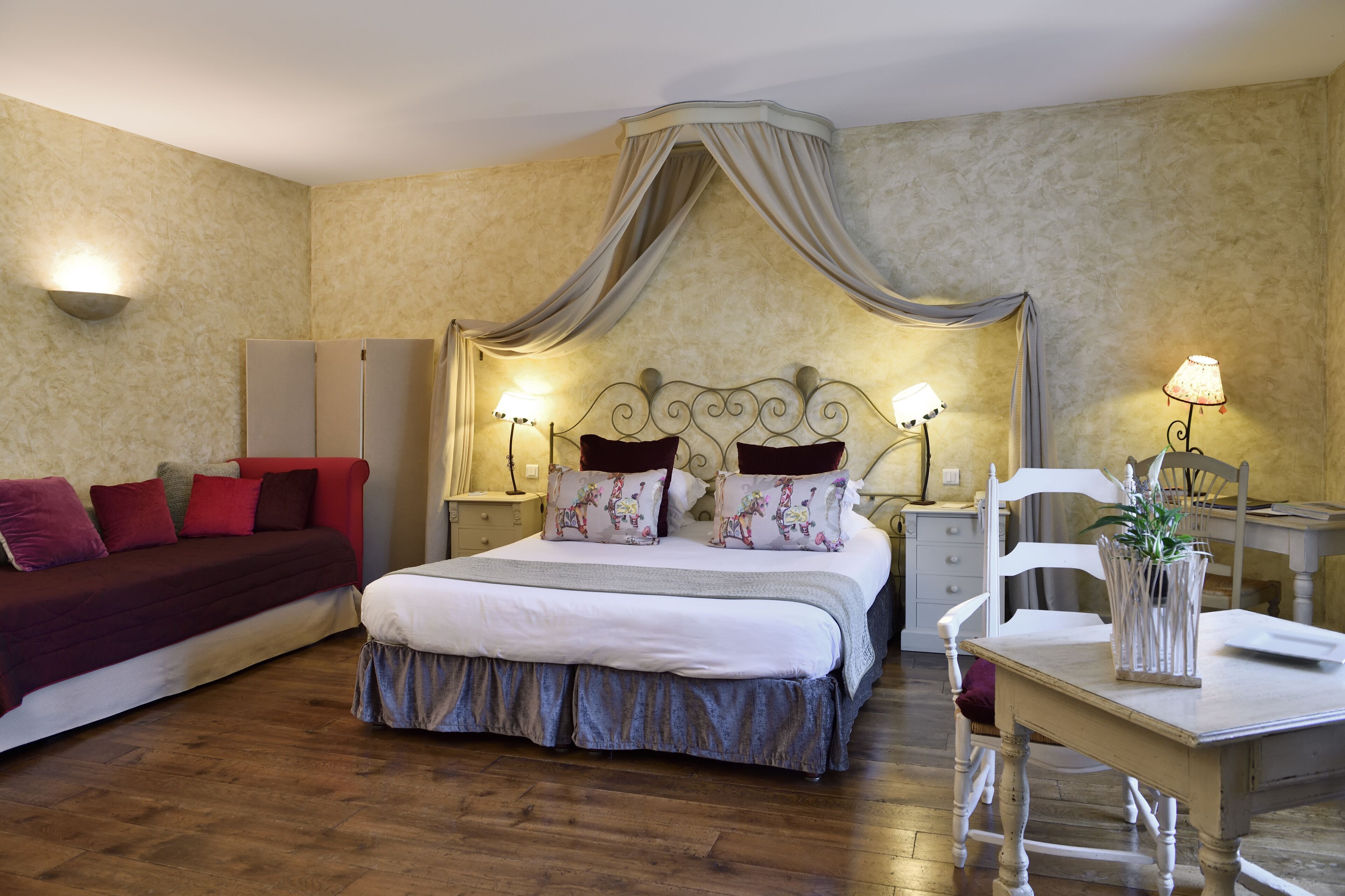 Minibar, in-room safe, individually decorated, desk