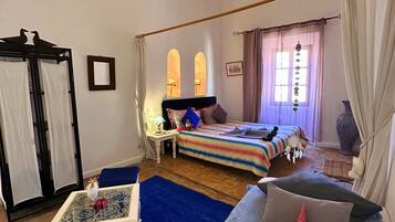 Ylelliset vuodevaatteet, äänieristys, ilmainen Wi-Fi, vuodevaatteet