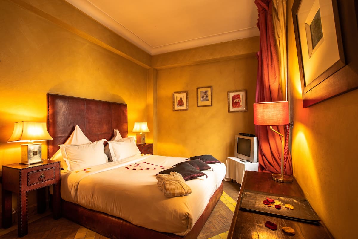 Deluxe Double Room | Select Comfort beds, in-room safe, desk, blackout drapes