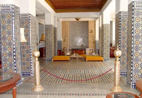 Property grounds - Transatlantique (Meknes)