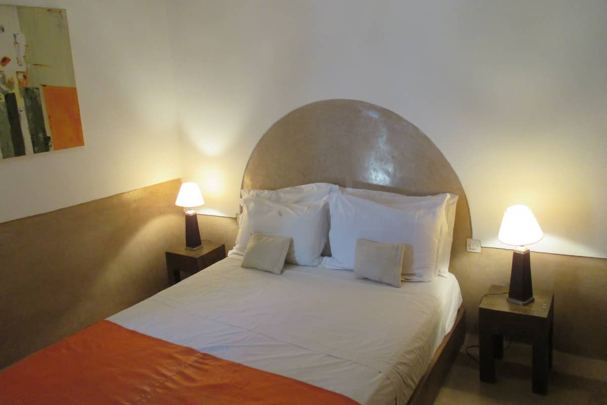 Double Room (Orange) | Katil Select Comfort, dihias secara berasingan, Wi-fi percuma