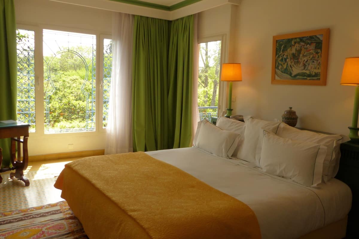 Standaard tweepersoonskamer | Lakens van Egyptisch katoen, pillowtop-bedden, een minibar
