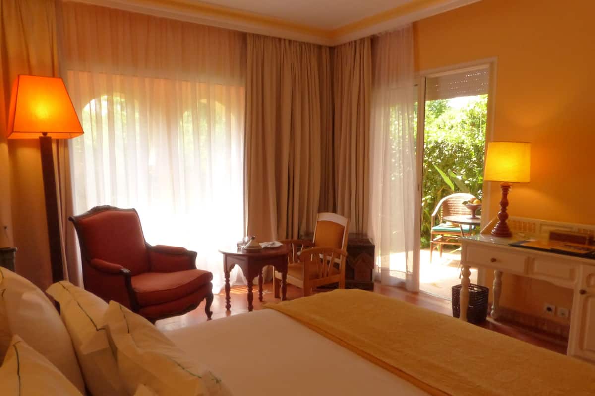 deluxe double room | egyptian cotton sheets, pillow-top beds, minibar, in-room safe