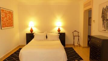 Bettwäsche aus ägyptischer Baumwolle, Pillowtop-Betten, Minibar