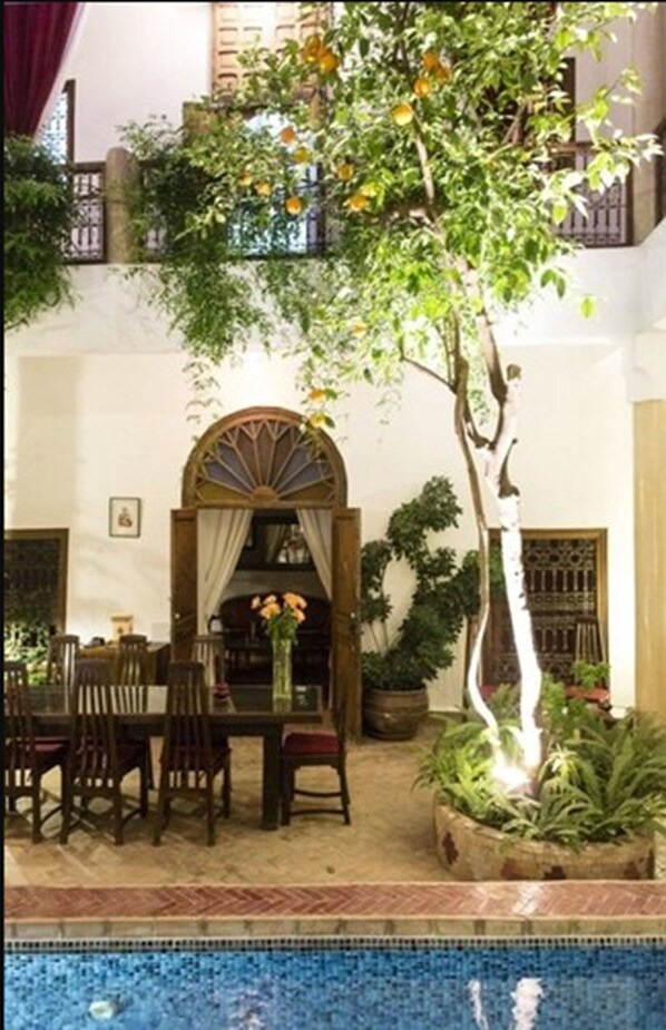 Petit déjeuner composé de spécialités régionales compris tous les jours