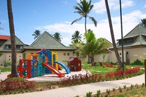 Children's play area - outdoor - Apartamento Beach Class - Muro Alto (Ipojuca)