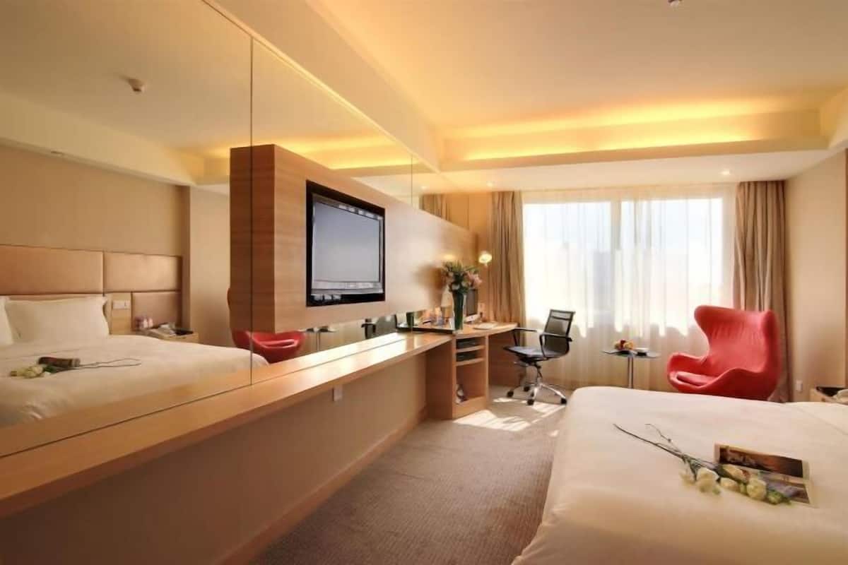 In-room safe, desk, blackout drapes, iron/ironing board