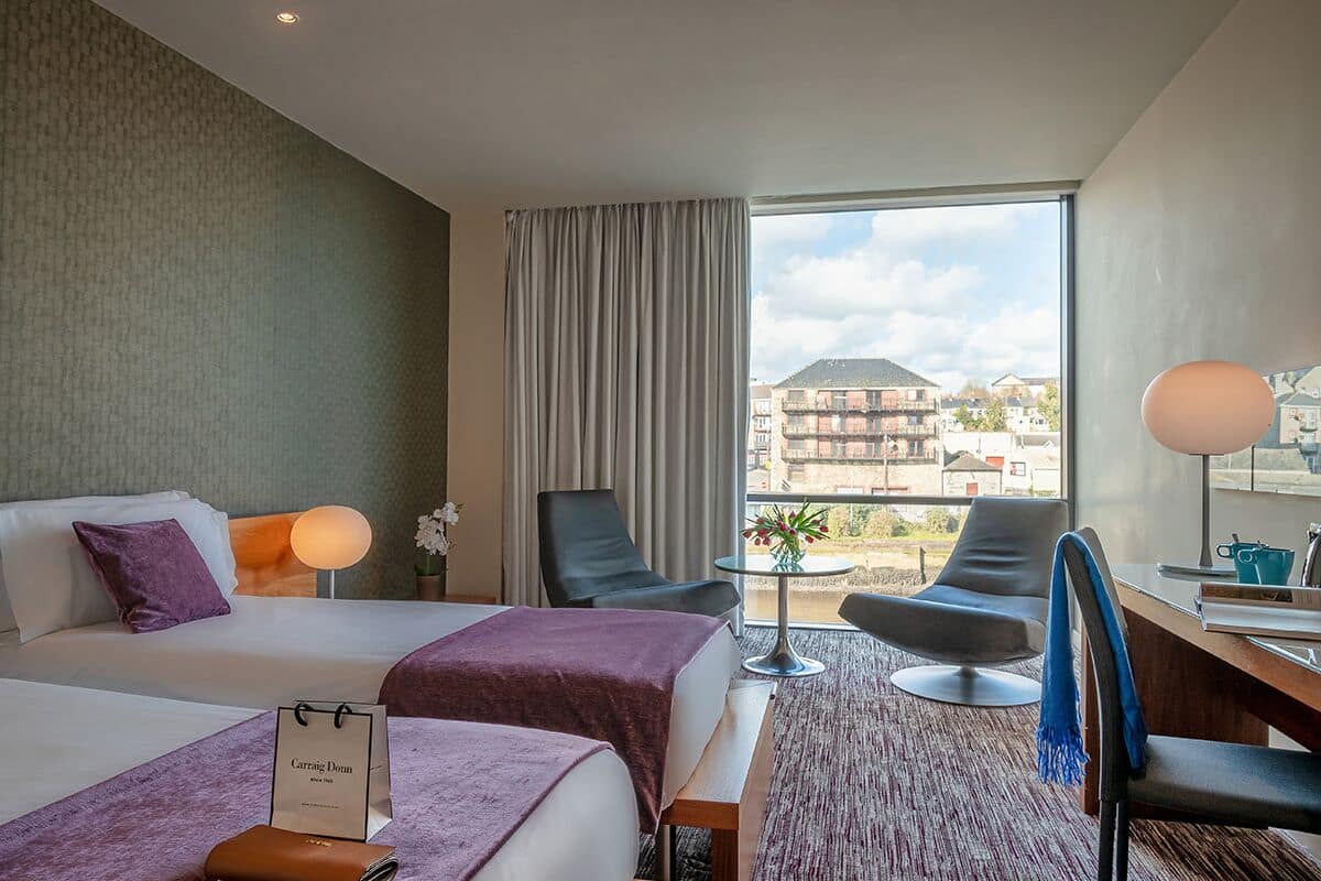 superior twin room, 2 single beds | in-room safe, individually decorated, individually furnished, desk