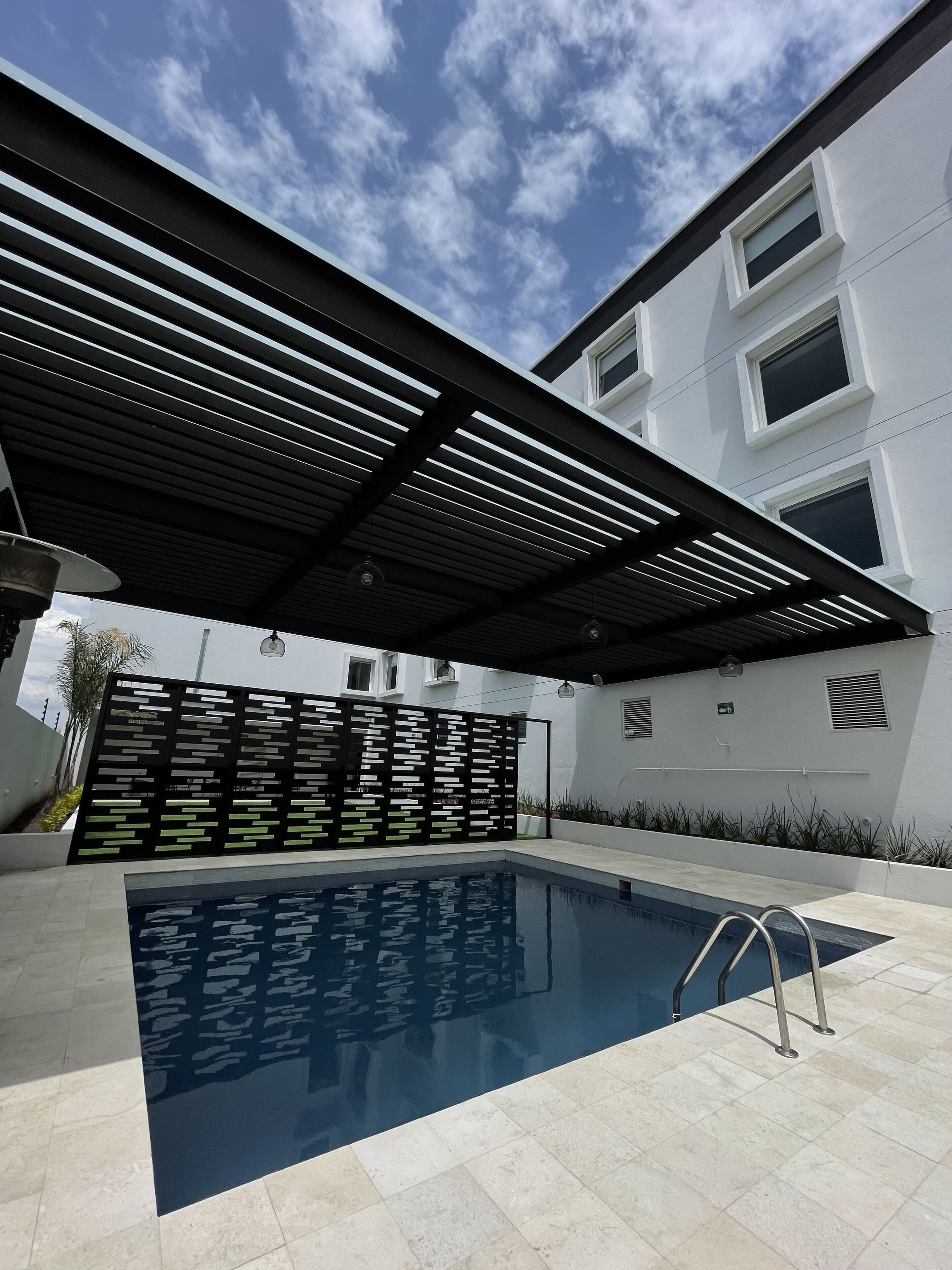 outdoor pool, pool loungers