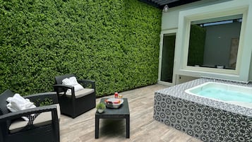 Habitacion Junior Suite con Jacuzzi | Jetted bathtub