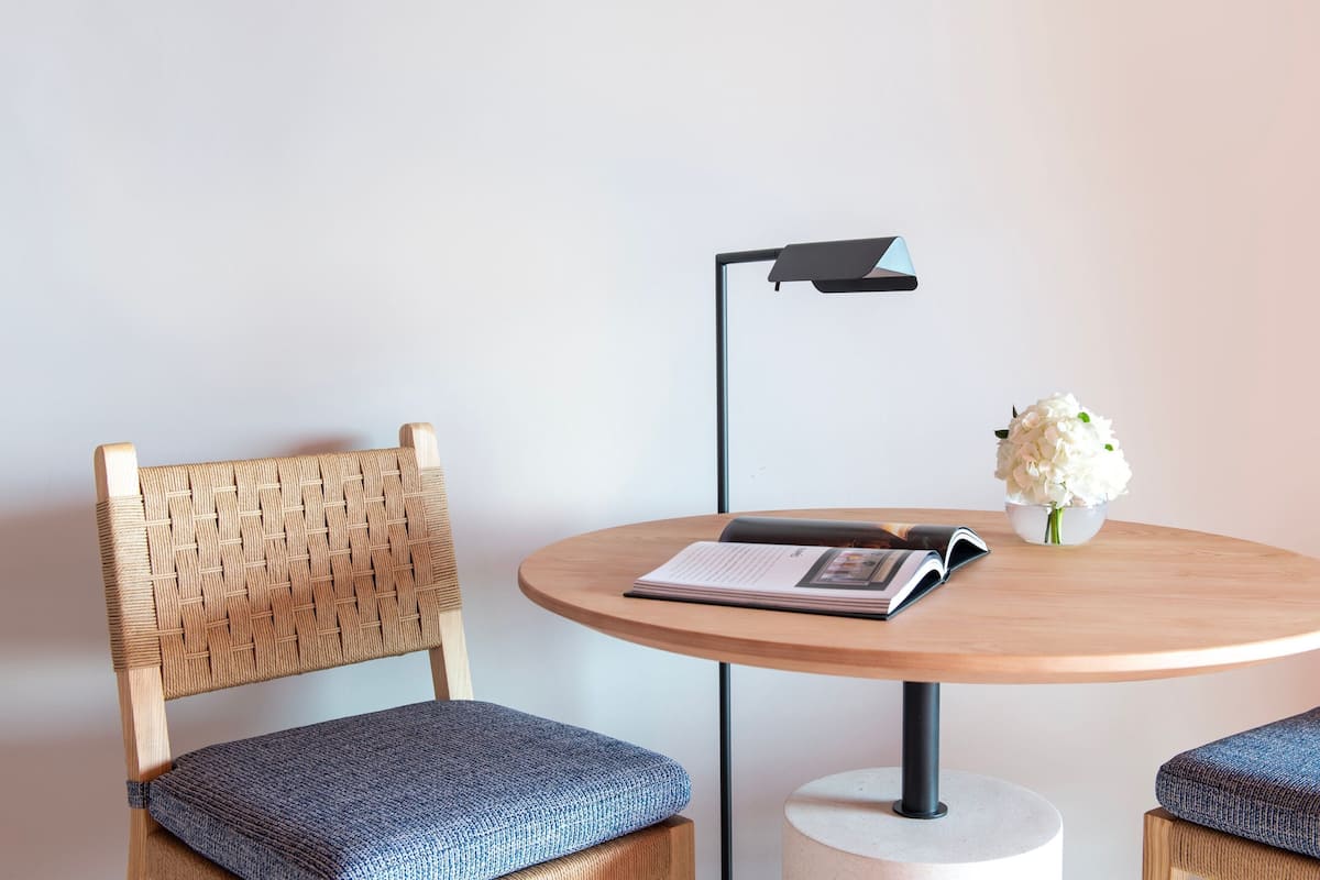 1 sovrum, sÀngtillbehör av högsta kvalitet och minibar