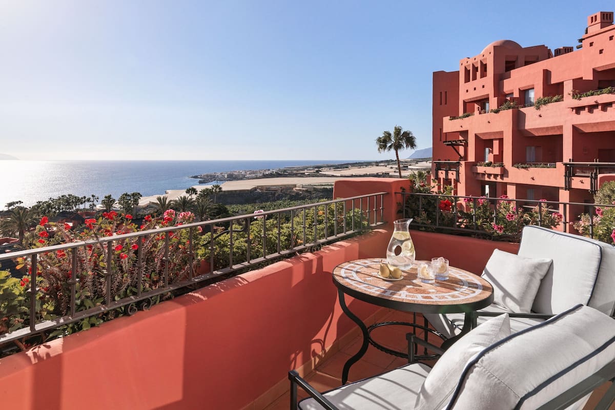 Suite, 1 habitación, para no fumadores, vista al océano (Balcony) | Vista desde la habitación