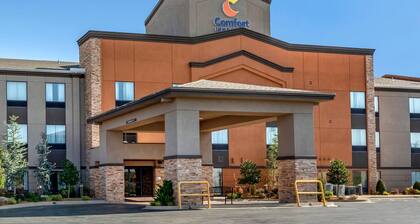 Comfort Inn & Suites Pauls Valley - City Lake