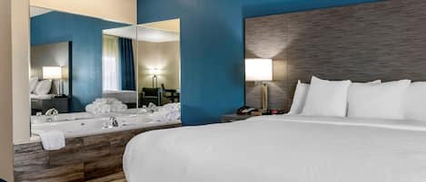 Suite, 1 trĂšs grand lit, non-fumeur, bain Ă remous