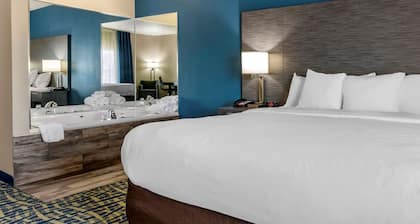 Comfort Inn & Suites Pauls Valley - City Lake