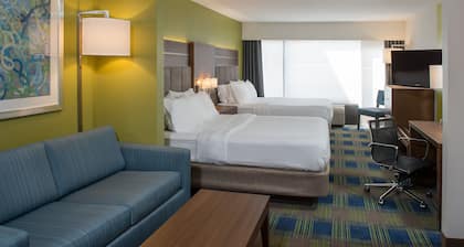 Holiday Inn Express Suites Clifton Park by IHG