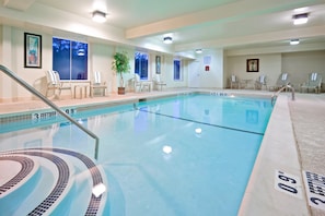 Indoor pool, pool loungers - Holiday Inn Express Suites Clifton Park by IHG (Clifton Park)