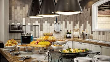 Tägliches inbegriffenes Frühstücksbuffet