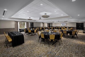 Meeting facility - Homewood Suites by Hilton at The Waterfront (Wichita)