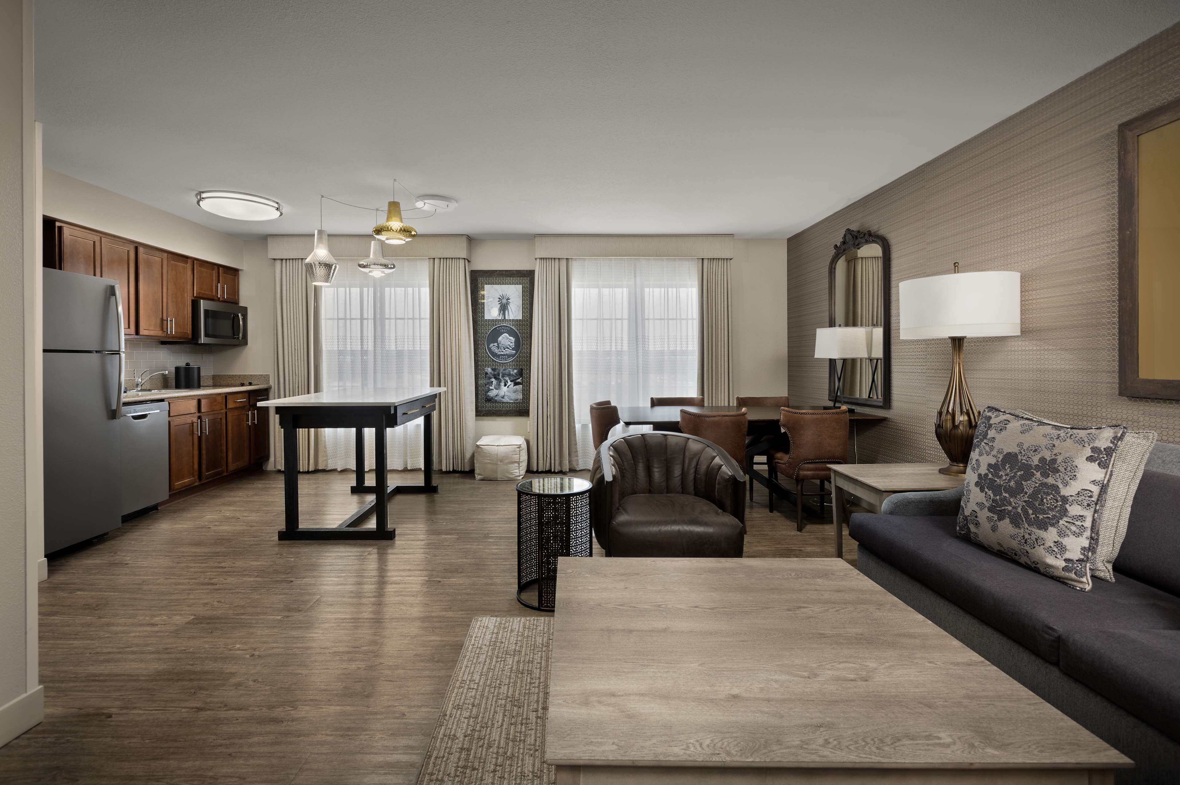 Top 10 Hotels With 2 Bedrooms In Wichita, Kansas Updated 2024 Trip101