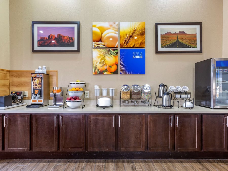 Free buffet breakfast