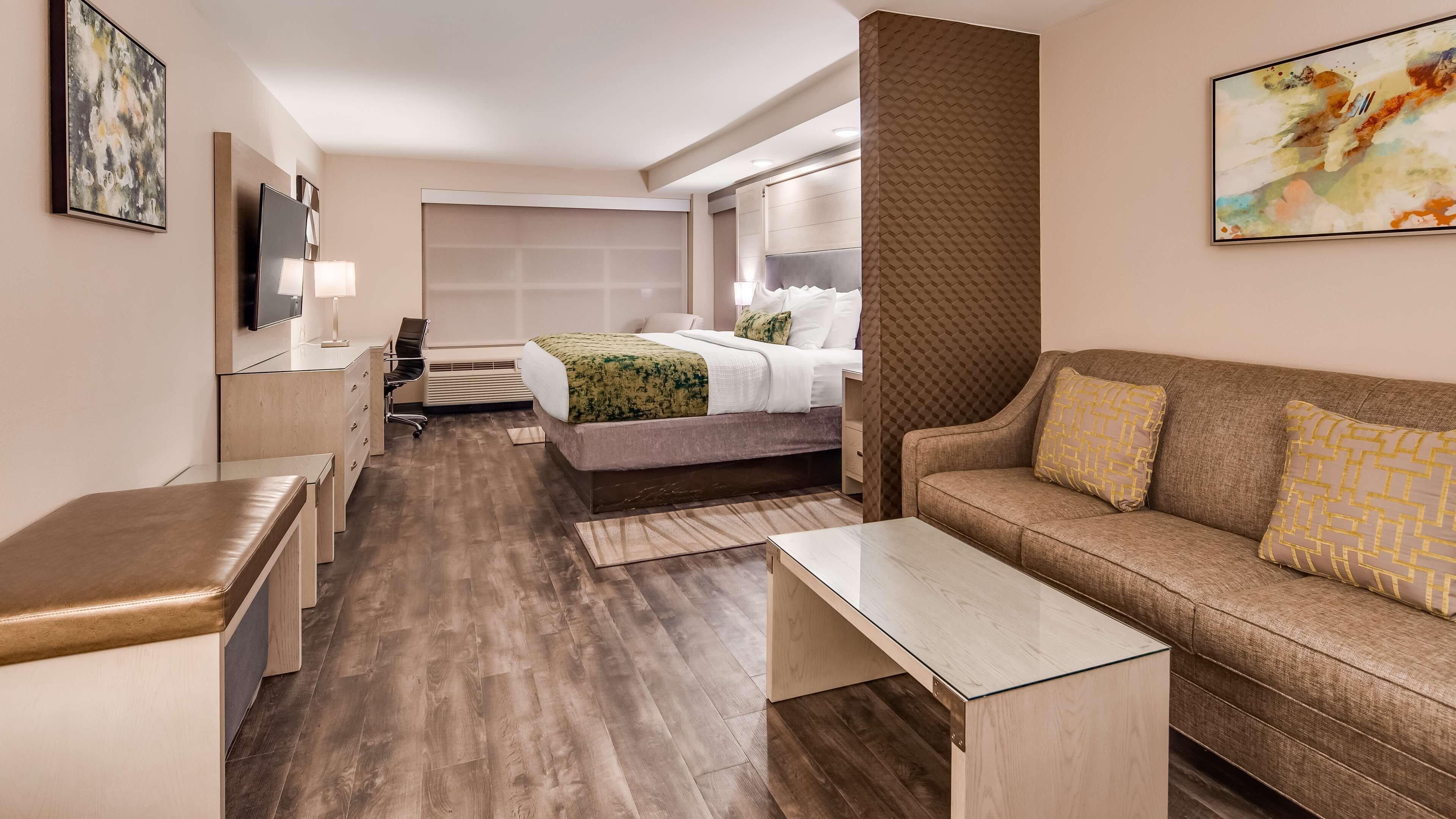 Photo - Best Western Premier I-95 Savannah Airport/ Pooler West