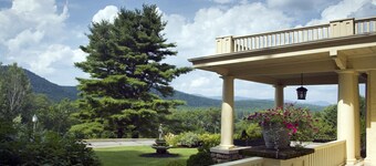 The Manor On Golden Pond