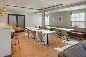 Free buffet breakfast