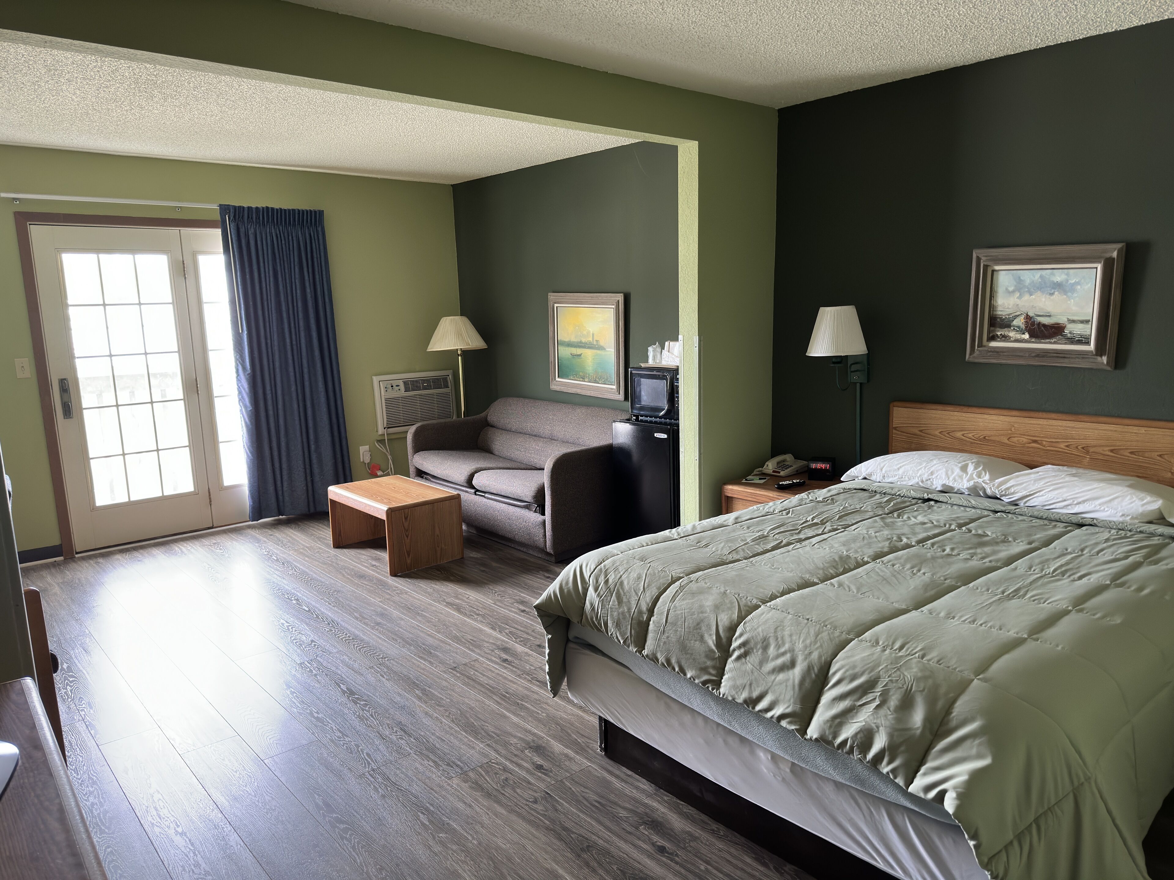 Deluxe Room, 1 Queen Bed