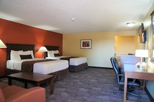 Deluxe double queen with sofa | Desk, laptop workspace, blackout drapes, iron/ironing board