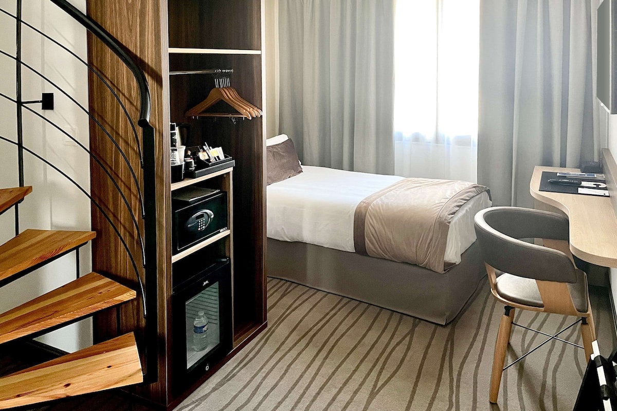 Hochwertige Bettwaren, Minibar, Zimmersafe, schallisolierte Zimmer