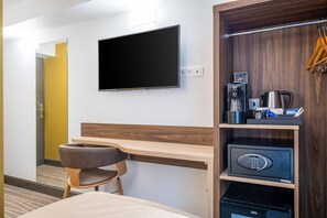 Habitación estándar, 1 cama individual, no fumadores | Ropa de cama de alta calidad, minibar, caja fuerte