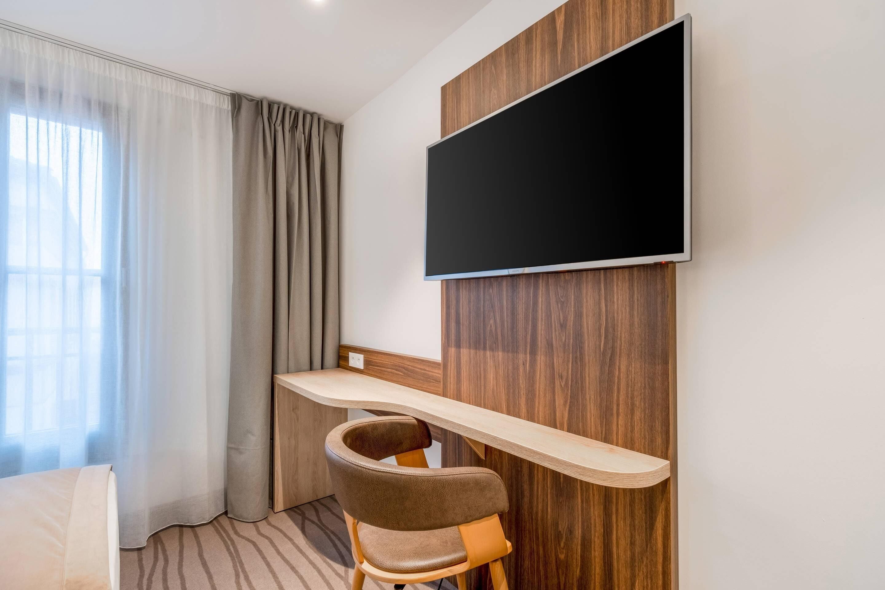 Chambre Standard, 2 lits une place, non-fumeurs | Literie de qualité supérieure, minibar, coffres-forts dans les chambres