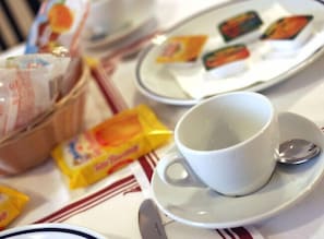Bar (on property) - Hotel Mary (Mestre)