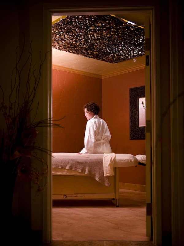 Couples treatment rooms, body treatments, aromatherapy