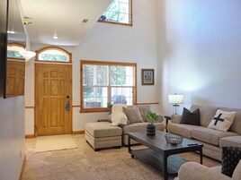 Townhome, 4 Bedrooms, Non Smoking | Living area | 32-inch flat-screen TV with cable channels, TV