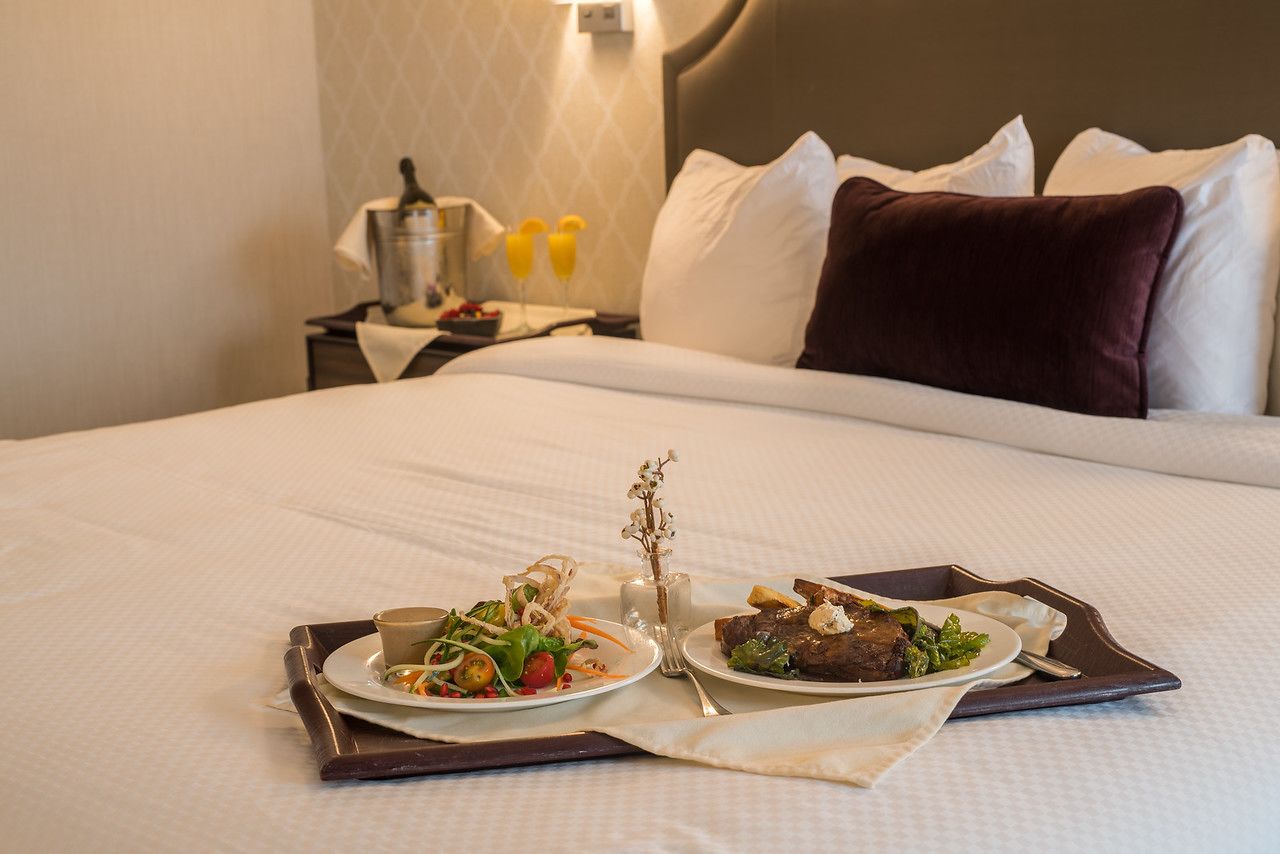 room service – dining