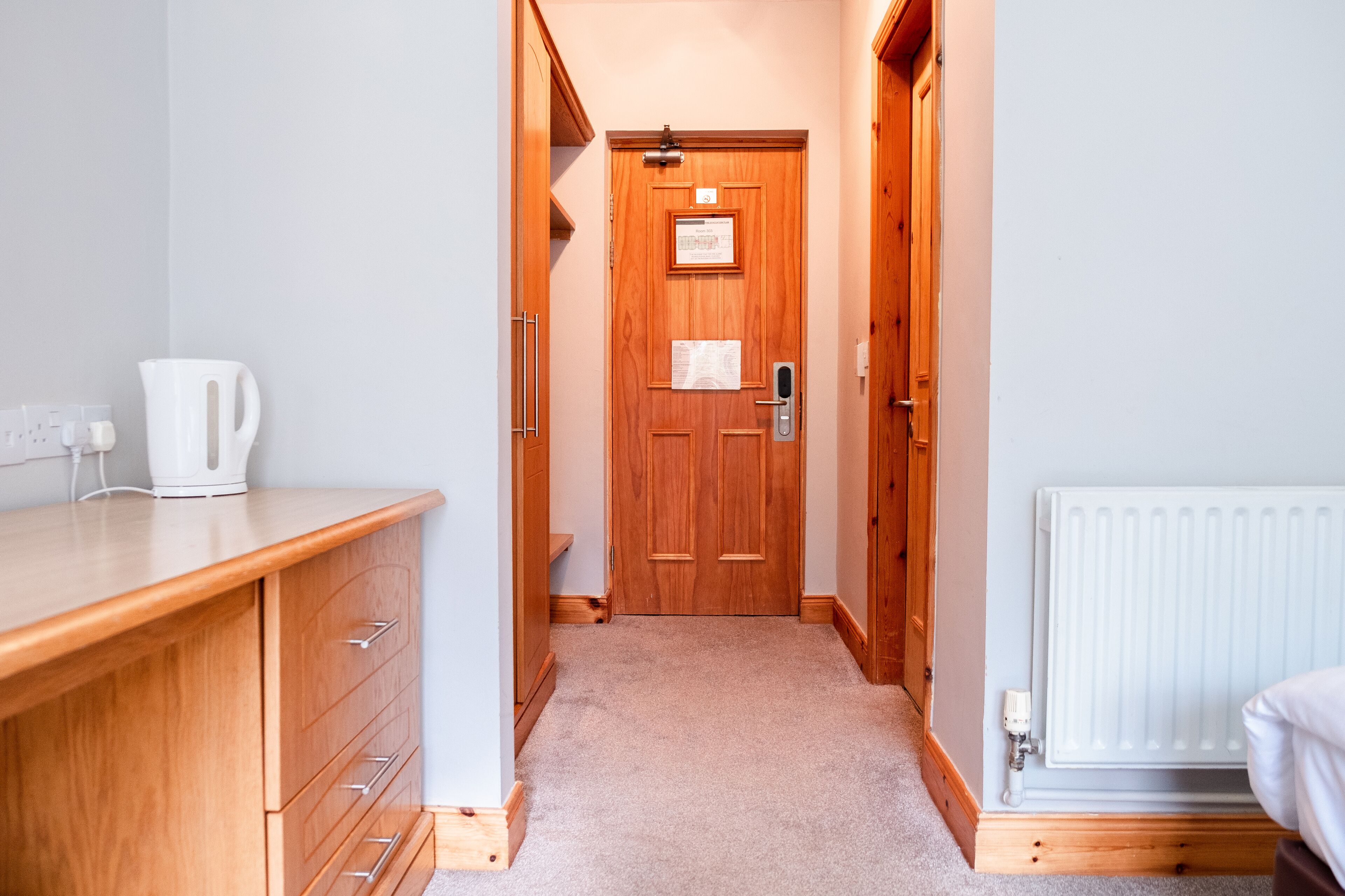 1 bedroom, pillow-top beds, desk, soundproofing