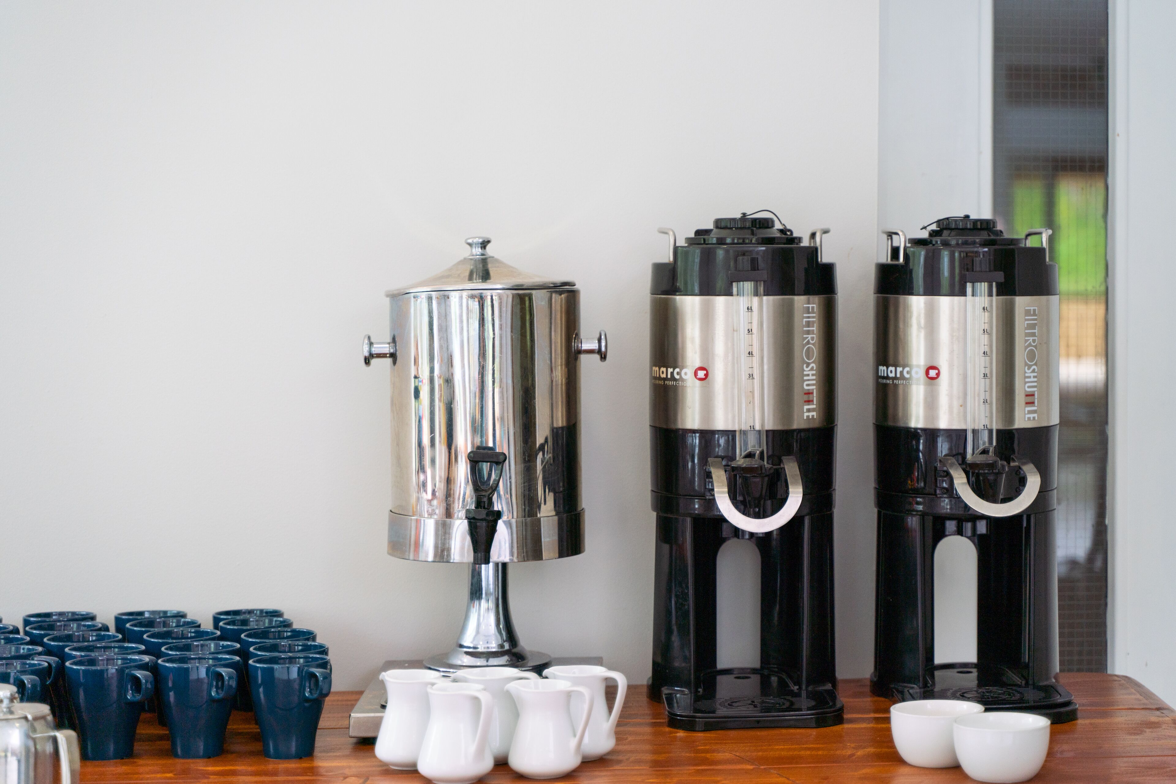 daily full breakfast (eur 20 per person)