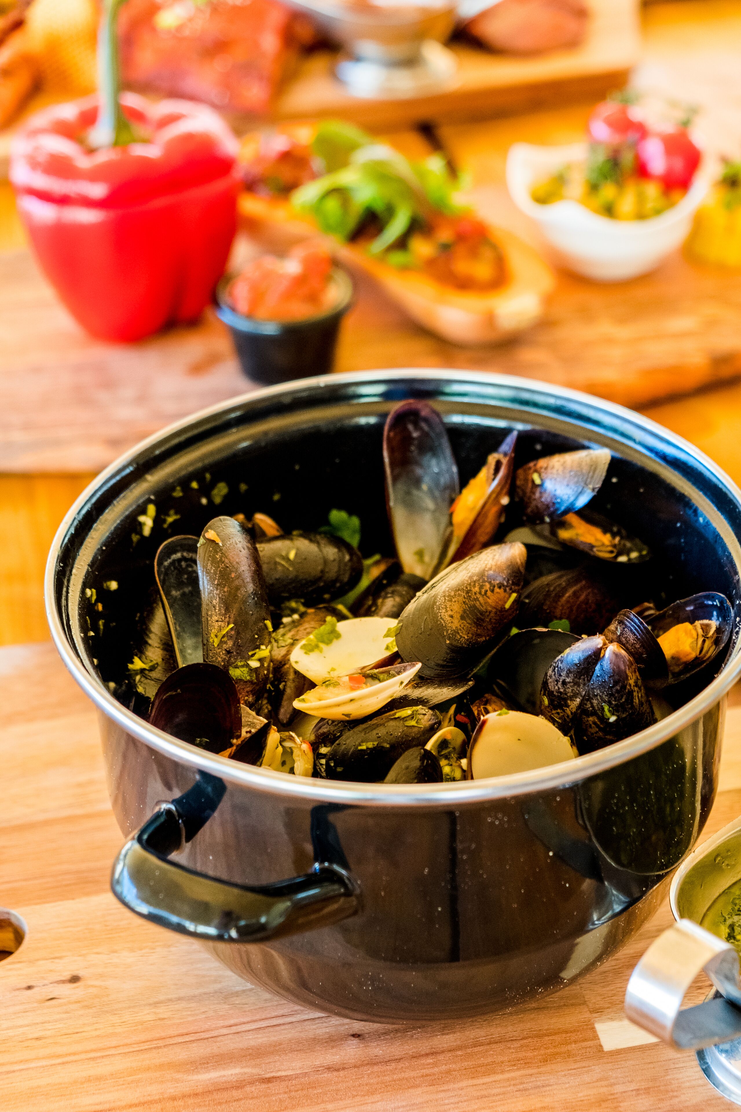 lunch, dinner served; barbecue, garden views