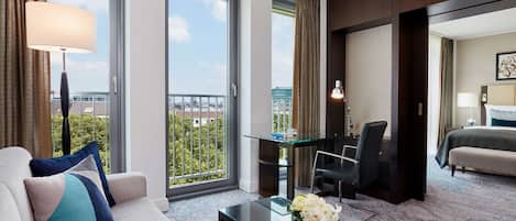Superior Suite, 1 King Bed with Sofa bed | Hypo-allergenic bedding, down comforters, minibar, in-room safe