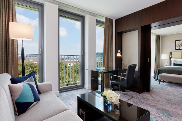 Ropa de cama hipoalergénica, cubrecamas y minibar