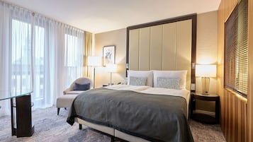 Literie hypoallergénique, couette en duvet d'oie, minibar