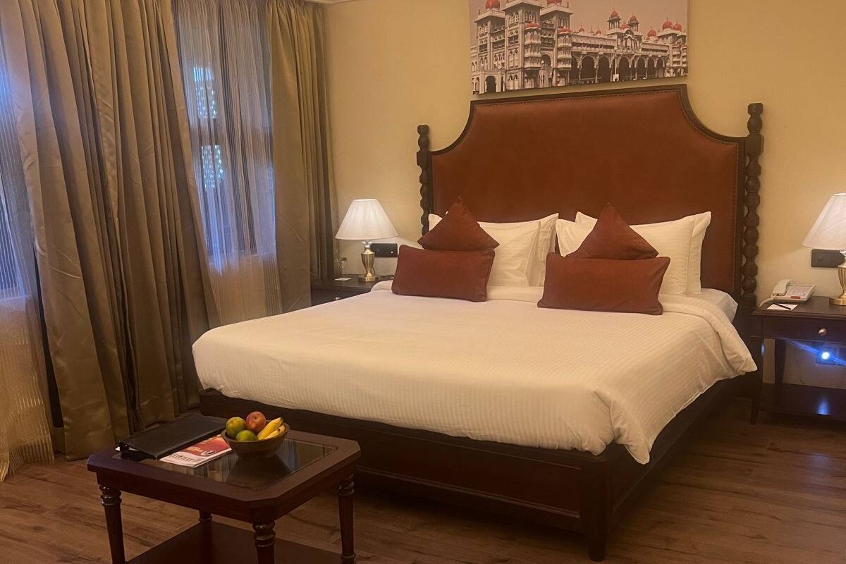 Luxury Heritage with Lawn view Balcony | Egyptian cotton sheets, premium bedding, memory foam beds, minibar