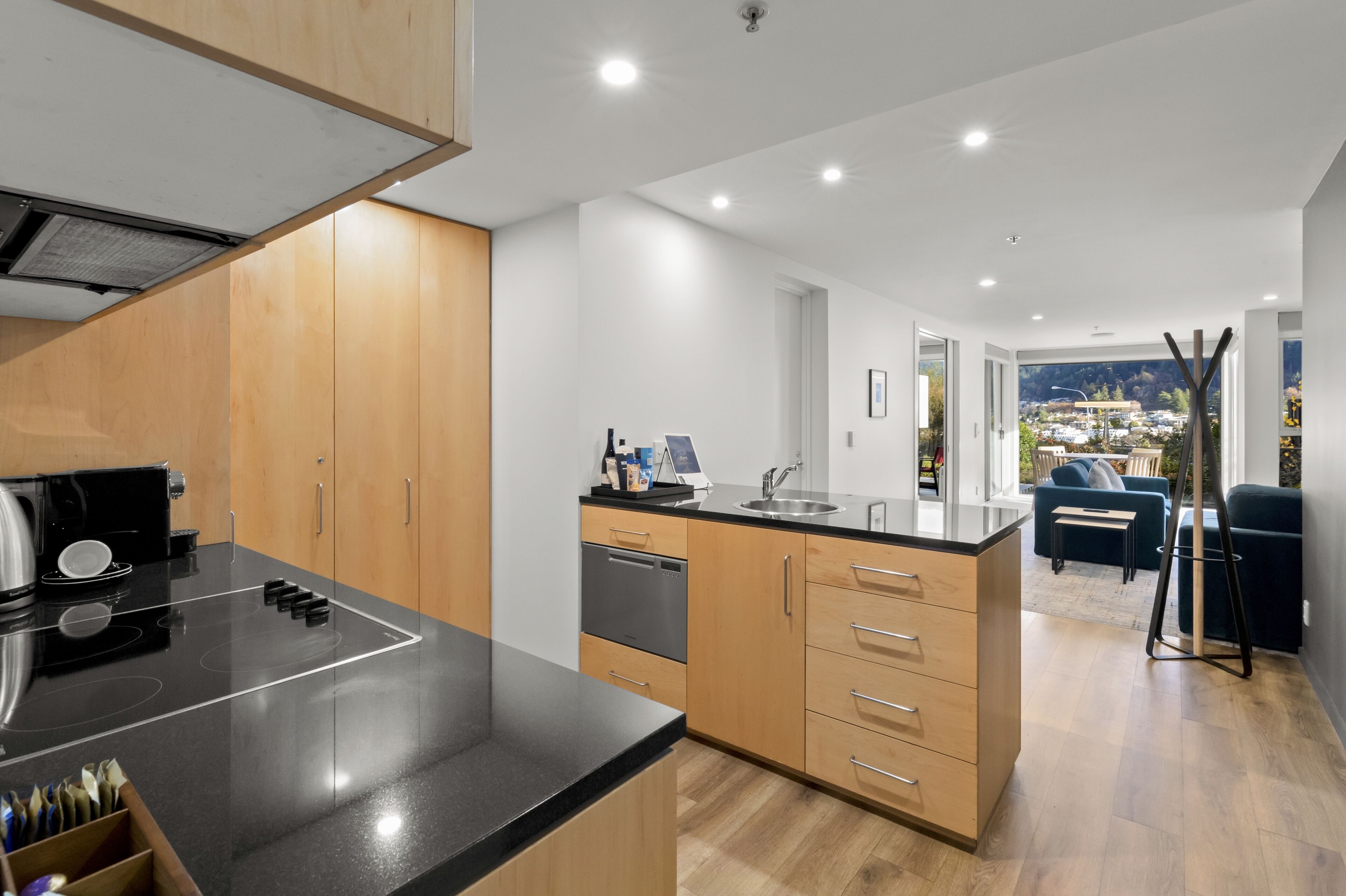 fridge, electric kettle